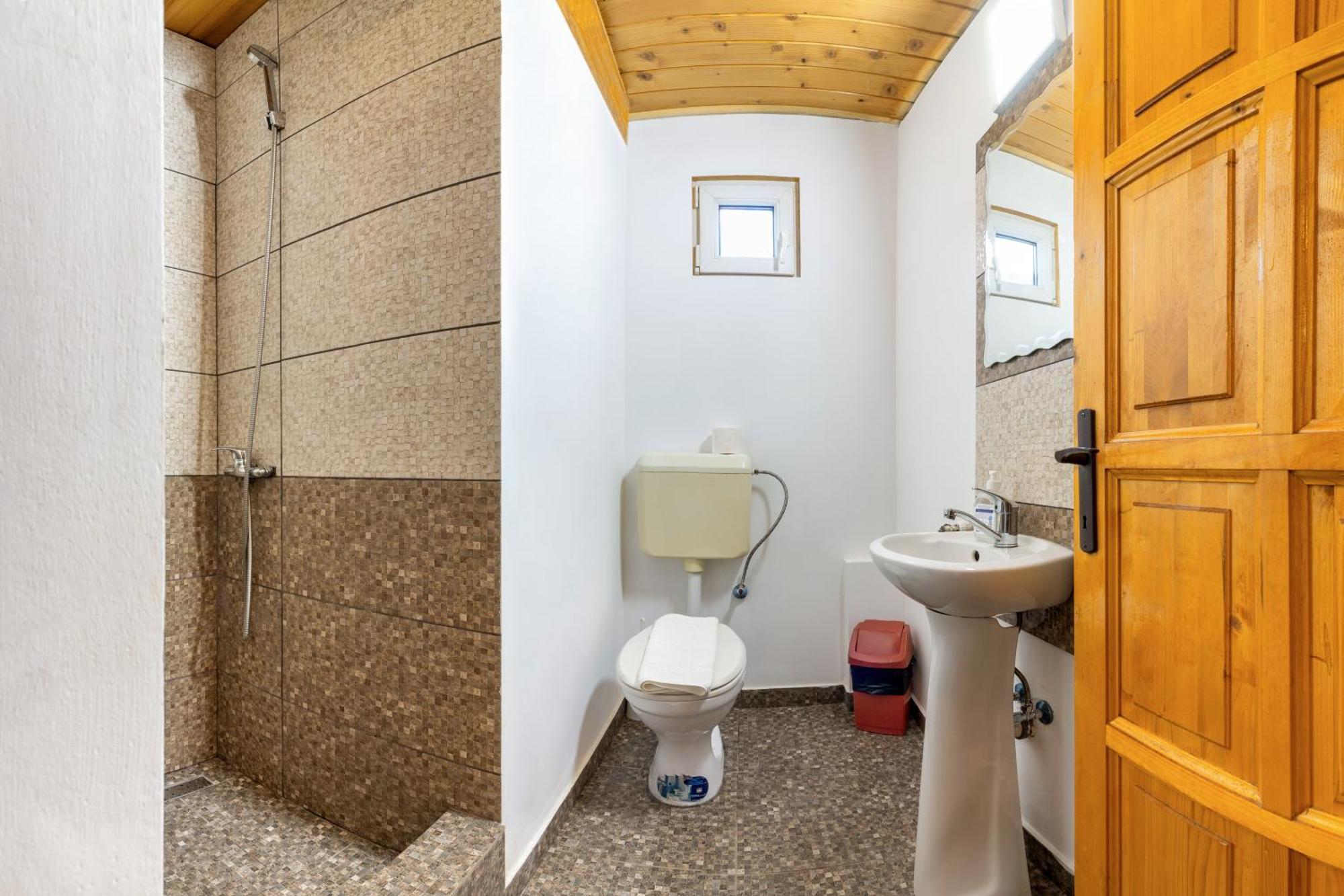 Resort 7 Crai - Cabana Baciu Zărneşti Exteriér fotografie